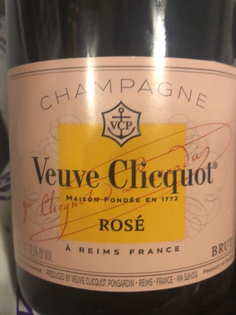 Veuve Clicquot - Brut Rosé Champagne - N.V.