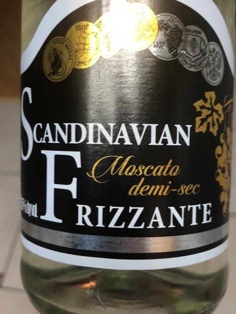 Scandinavian - Frizzante Moscato Demi Sec - N.V.