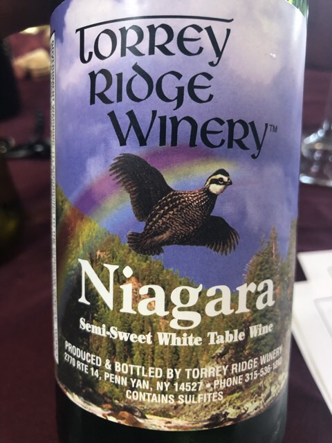 Torrey Ridge - Niagara Semi-Sweet - N.V.