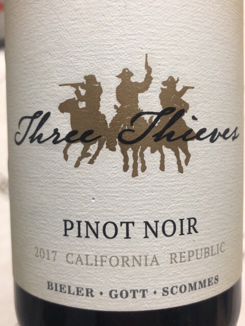 Three Thieves - Pinot Noir - 2017