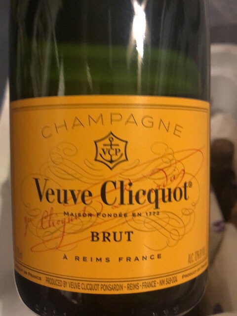 Veuve Clicquot - Brut (Carte Jaune) Champagne - N.V.